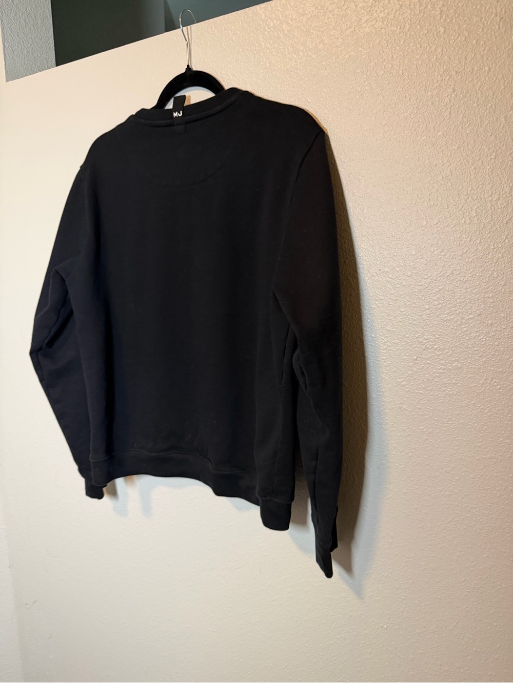 The Sweatshirt) MARC
JACOBS Crew Neck Sz medium - Picture 9 of 10